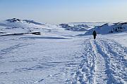 踏雪登山